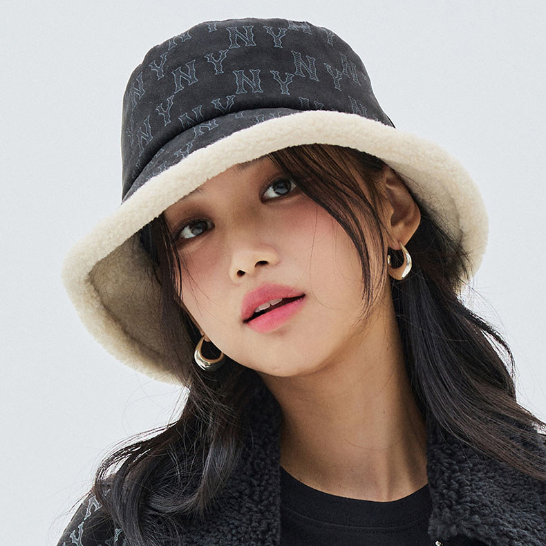 MLB 麂皮漁夫帽 Monogram系列 紐約洋基隊 (3AHTMS136-50BKS)