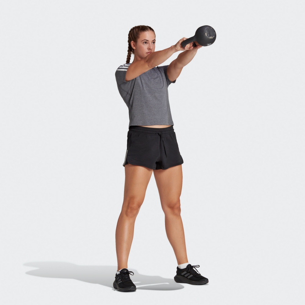 ESSENTIALS 運動短褲