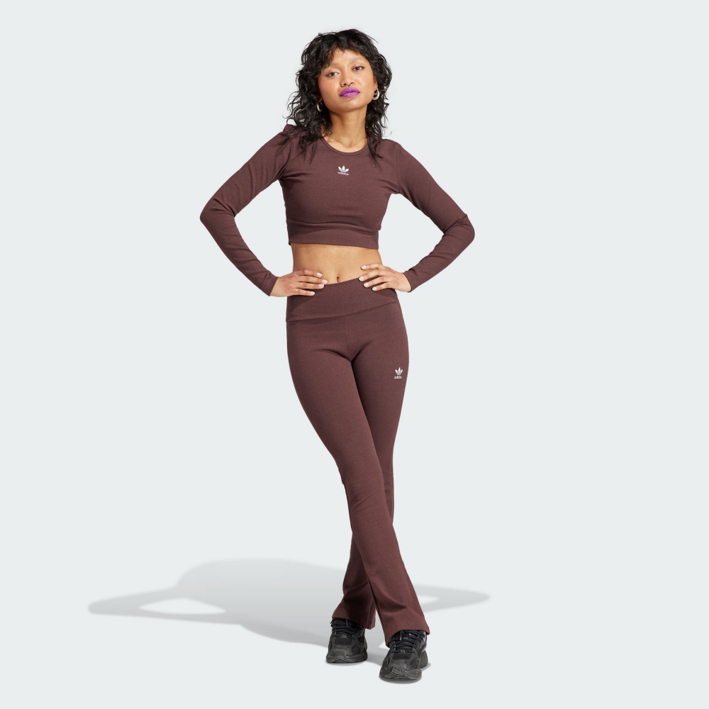 ESSENTIALS 長袖上衣