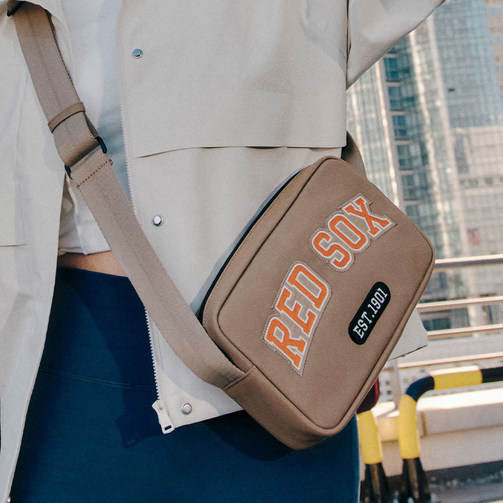 MLB Korea MLB 尼龍斜背子母方包 相機包 Varsity系列 波士頓紅襪隊 (3ACRM0