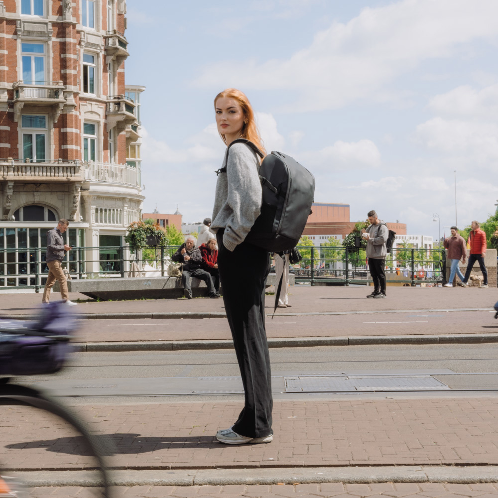 Street Go 街頭護脊背包 26L - 武士黑 3.0