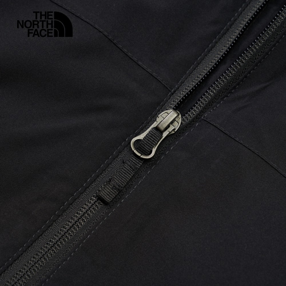 The North Face北面女款SANGRO黑色防水透氣可調節收納連帽衝鋒衣｜88FYJK3