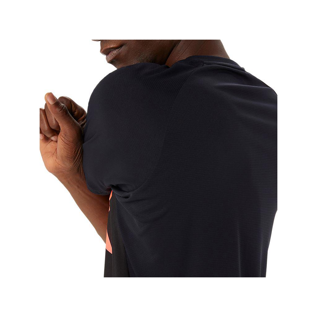 田徑短袖上衣 男款 PROFIT 田徑上衣 2091A666-001