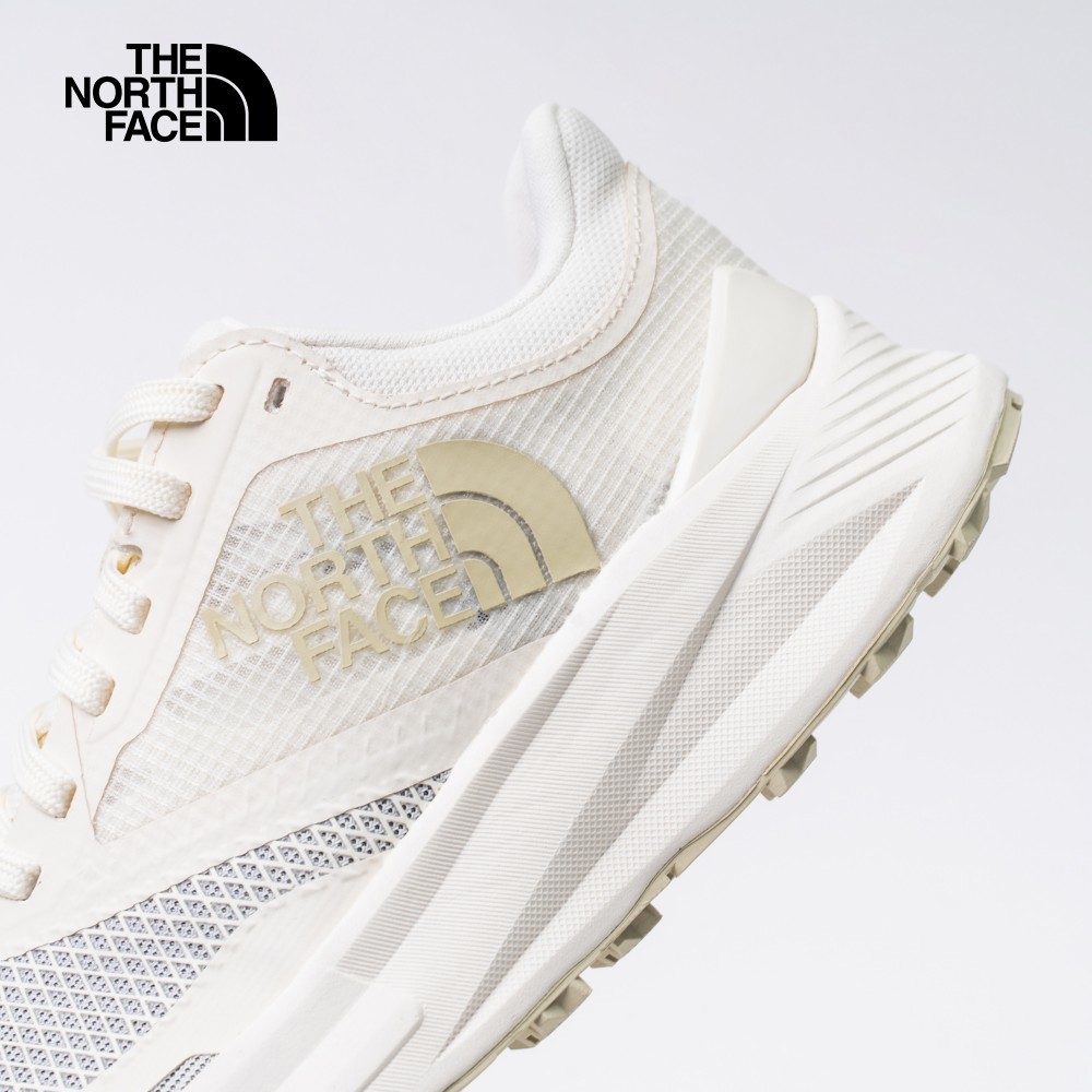 【10/25 00點週末限定】The North Face北面女款米色VECTIV中底抓地舒適耐穿野跑鞋｜7W5PTOB