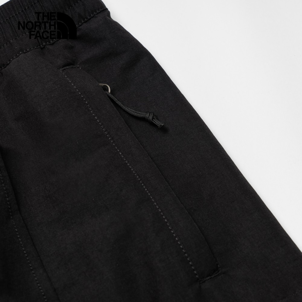 【10/27 00點限時搶購】The North Face北面男款黑色防潑水彈力褲腰寬鬆短褲｜87UZJK3