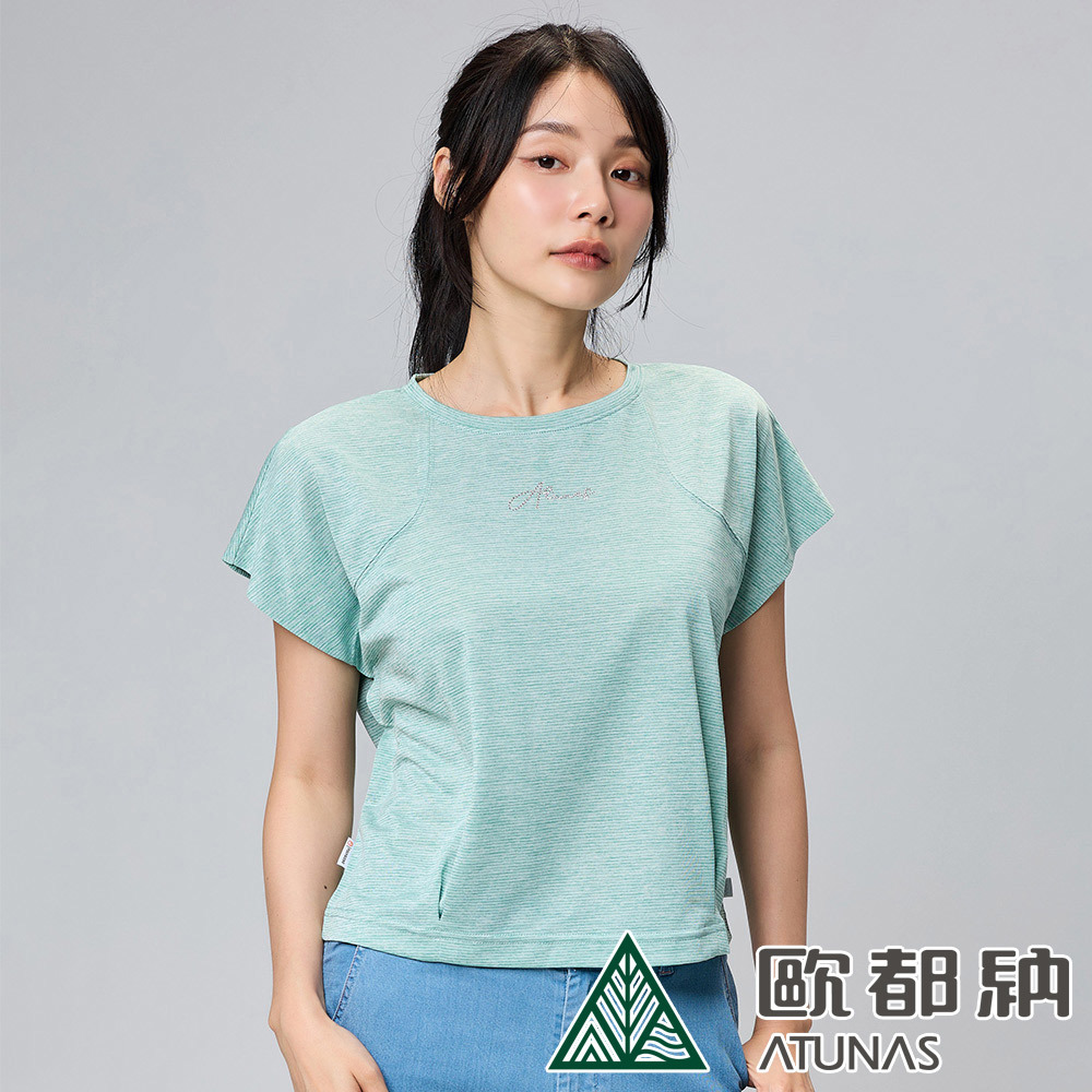 女款Polygiene酷涼抗夏節能抑菌短袖T恤(A1TS2404W淺豆綠/抗臭/涼感/排汗快乾/短版設計/MIT台灣製)