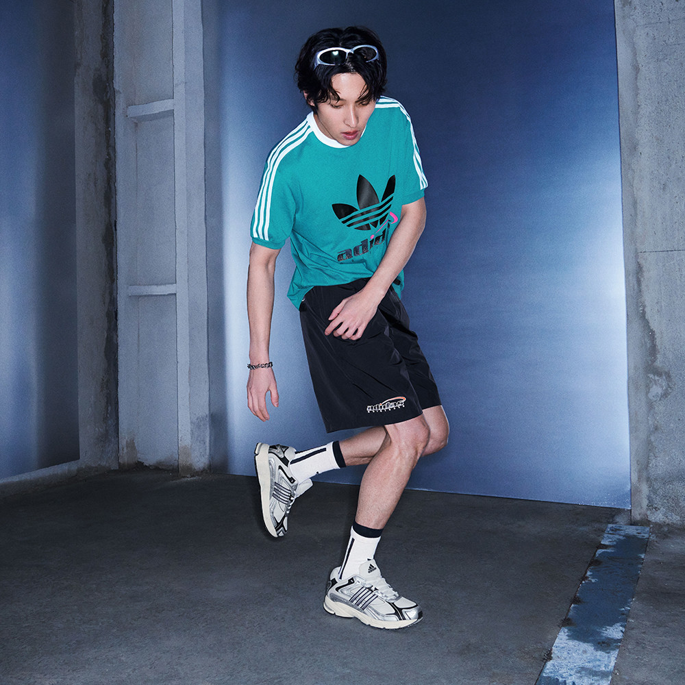 RESPONSE CL 運動休閒鞋