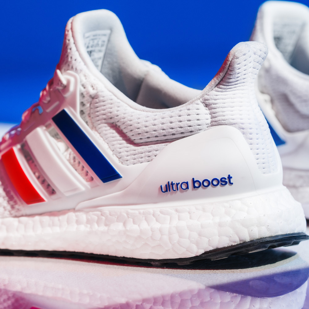 ULTRABOOST 1.0 台北城市跑鞋