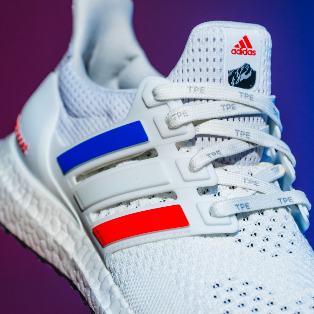 ULTRABOOST 1.0 台北城市跑鞋