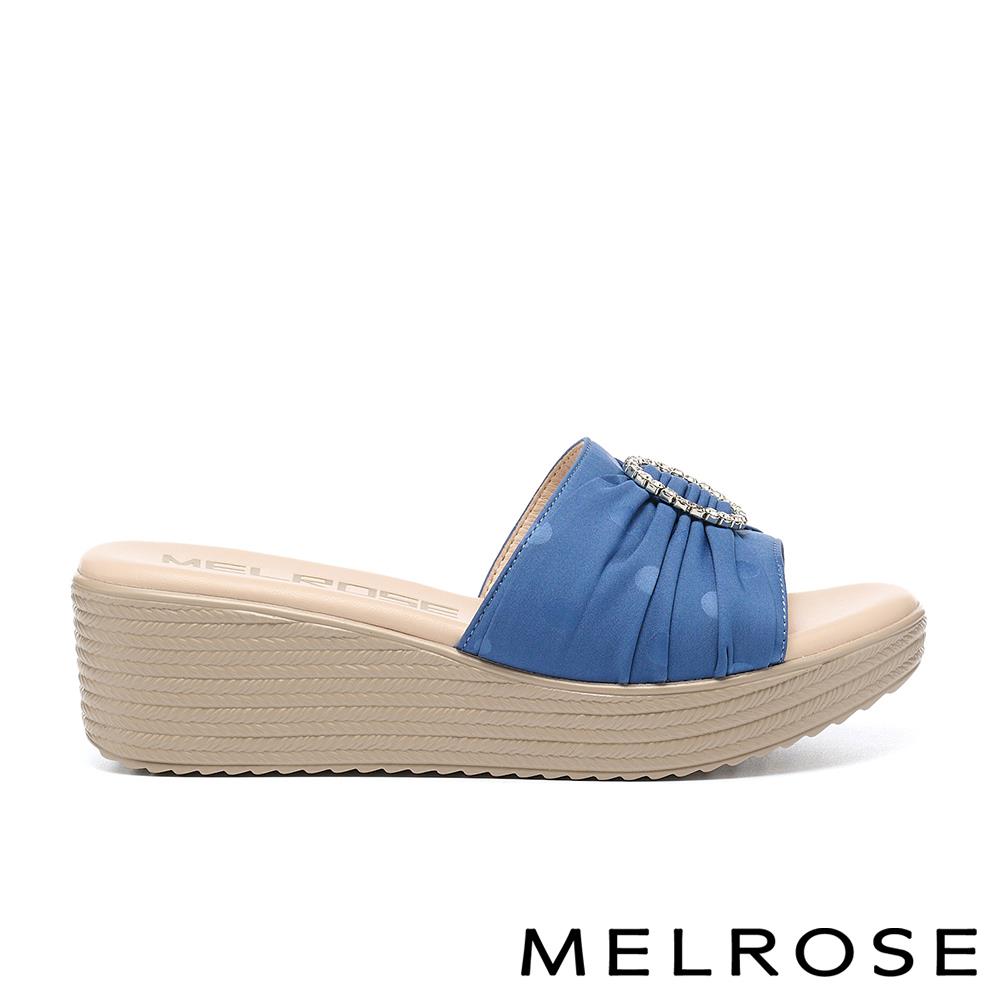 MELROSE 美樂斯 夏日輕旅 豔夏圓鑽釦花布輕量厚底拖鞋－藍