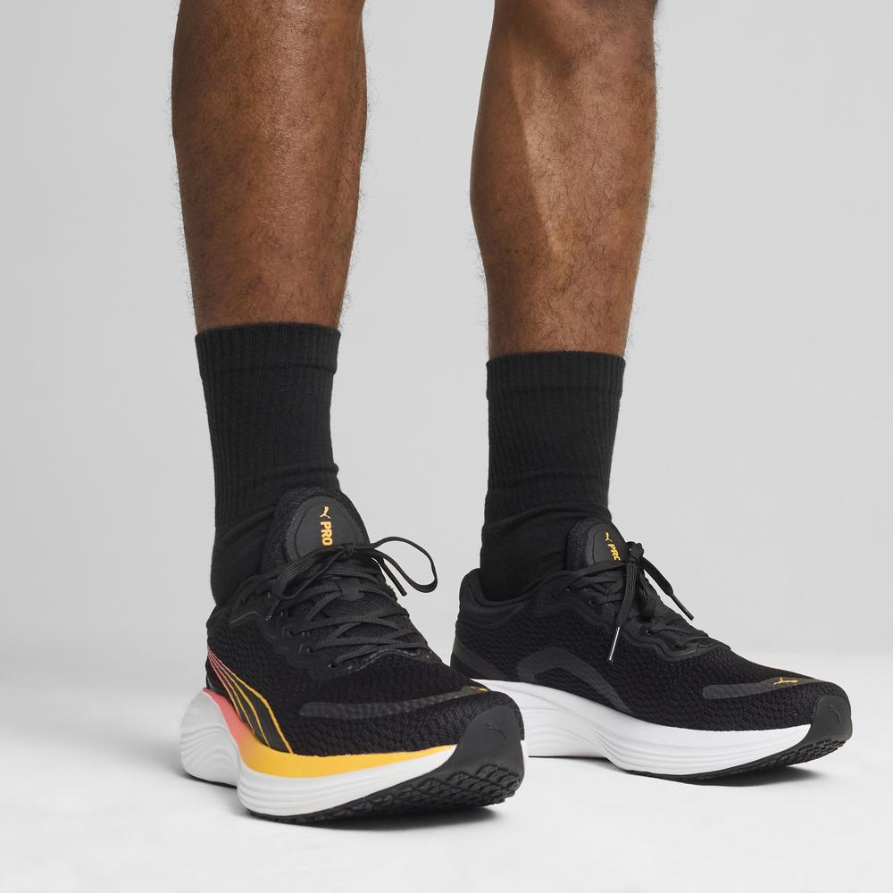 PUMA Scend Pro 慢跑運動鞋 男女共同