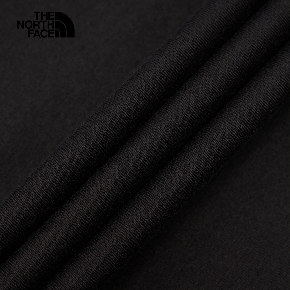 The North Face北面男款黑色吸濕排汗品牌LOGO長袖T恤｜8AMJJK3