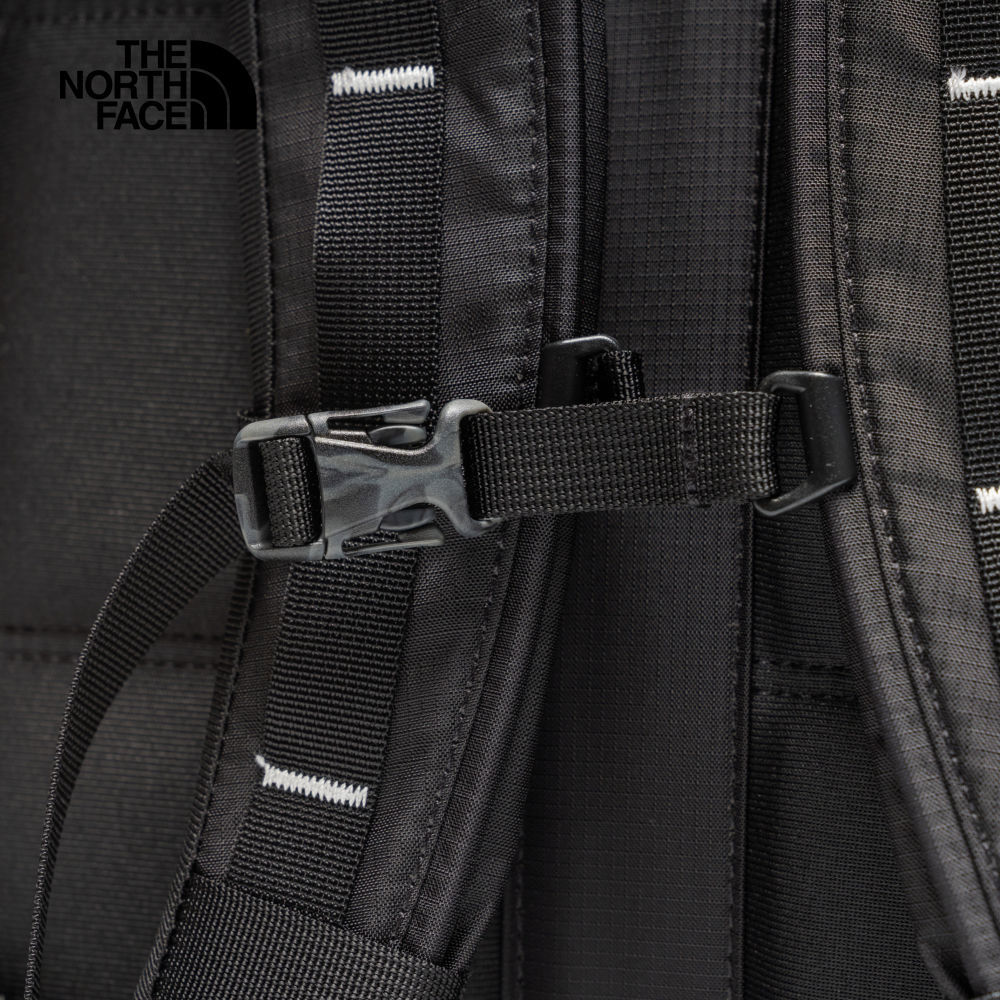 【10/27 00點限時搶購】The North Face北面男女款黑色大容量多夾層休閒後背包｜8AMK53R