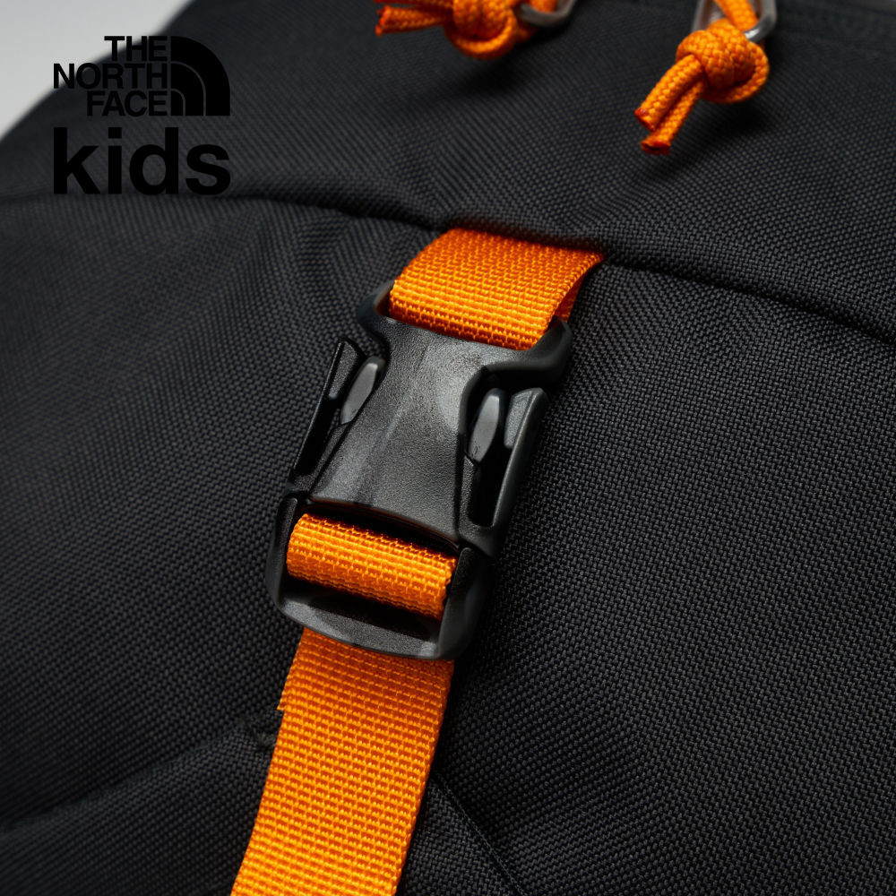 The North Face北面兒童黑色舒適背負搭扣設計後背包｜52VXAOX