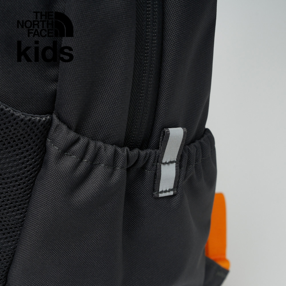 The North Face北面兒童黑色舒適背負搭扣設計後背包｜52VXAOX