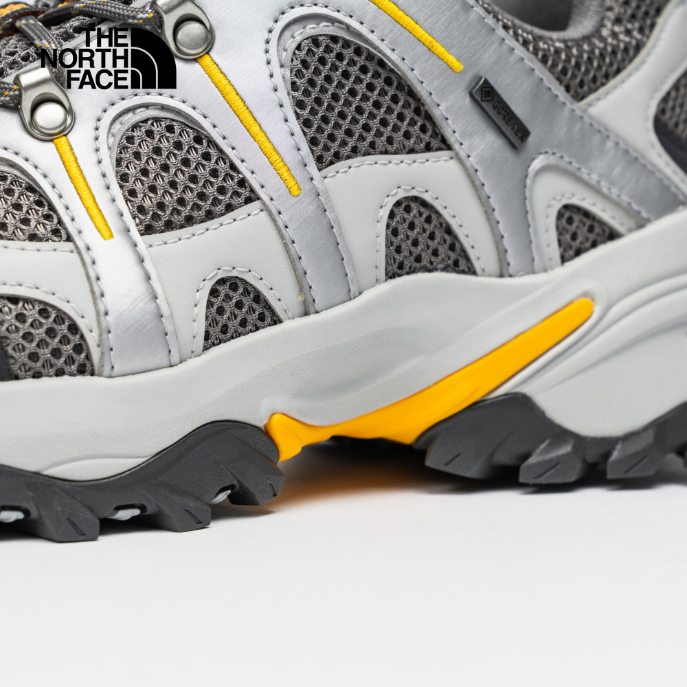 The North Face北面男女款黃色Gore-Tex防水抓地耐磨徒步鞋｜8ADU8HI