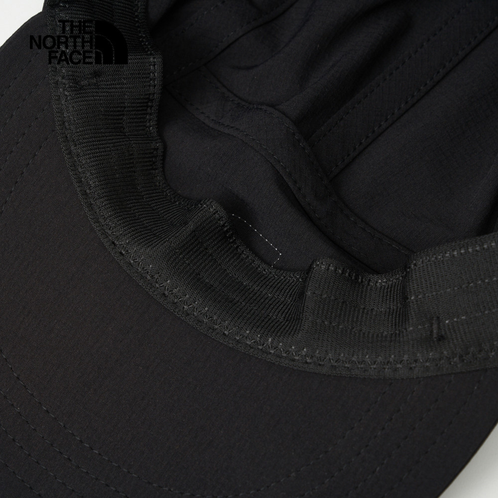 The North Face北面男女款黑色防潑水舒適透氣可收納休閒運動帽｜8CTFJK3