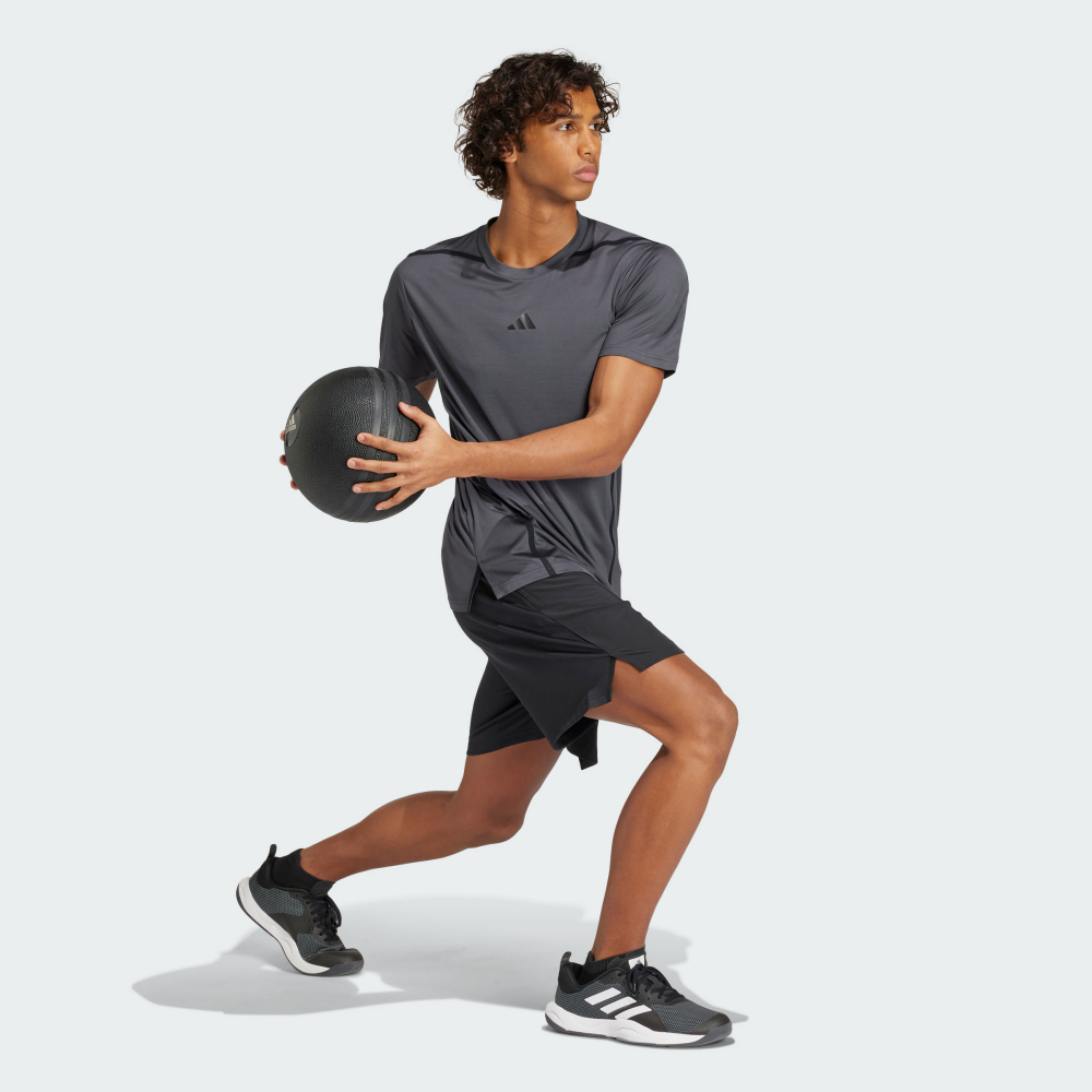 DESIGNED FOR TRAINING 短袖上衣