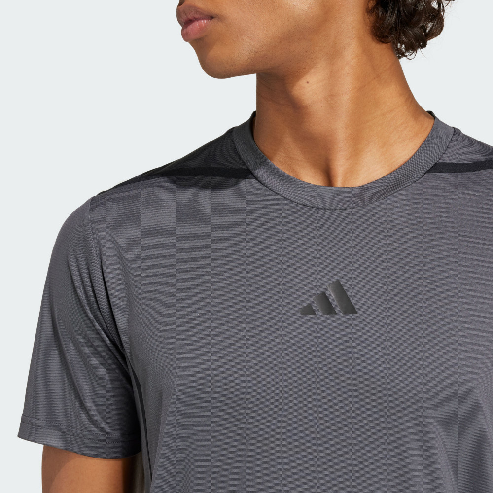 DESIGNED FOR TRAINING 短袖上衣