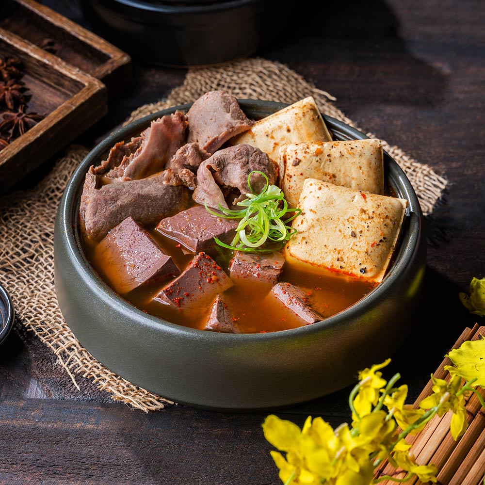 新東陽 猪肉乾 2缶セット 馬尾絲麻辣鴨血臭豆腐X 1 88-razhurou125-1.jpg