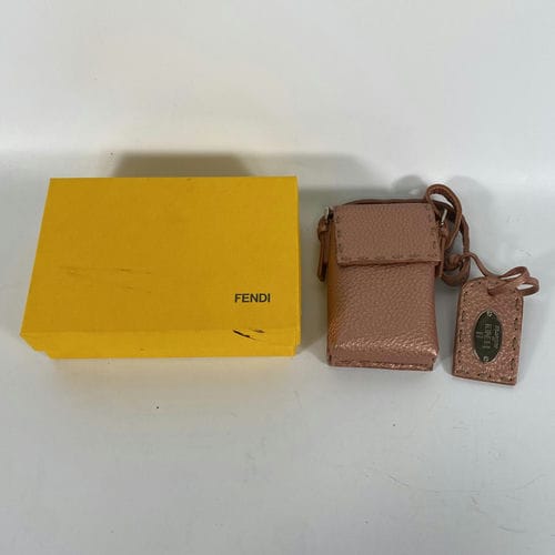 【新光三越台南中山店】FENDI/側背包//7AR118_8