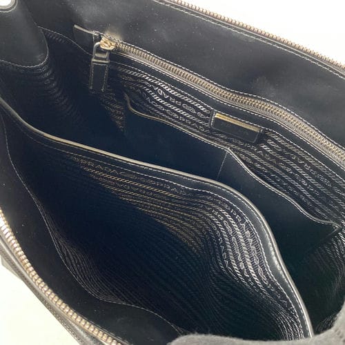 【桃園家樂福經國店】PRADA/手拿包//2VG061_5