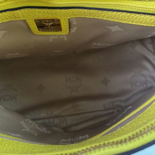 【誠品生活新店店】MCM/側背包//_5