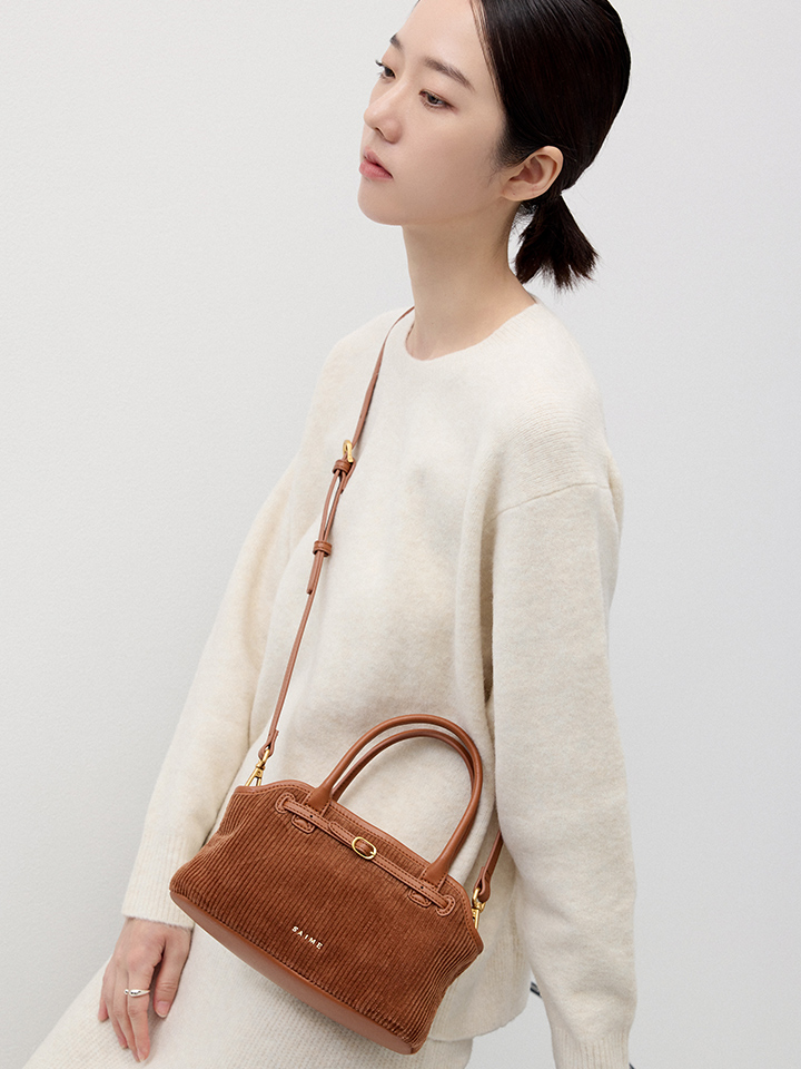 ★S'AIME Jennie皮帶釦肩背包 (S)ハンドショルダーバック/送料込 ☆S'AIME Jennie皮帶釦肩背包 (S)ハンドショルダーバック/送料込