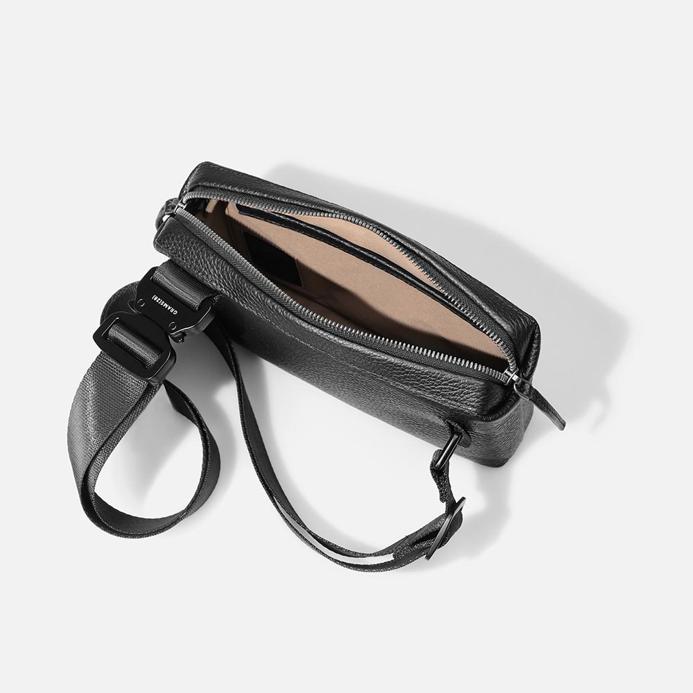 GRAMS28 157 Essential Sling 美品 MR LEE x GRAMS28 157 Essential Sling