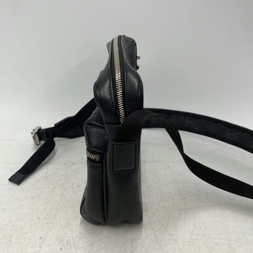 【南港店】LOUIS VUITTON/側背包//M30233_1