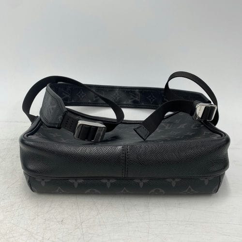 【南港店】LOUIS VUITTON/側背包//M30233_3