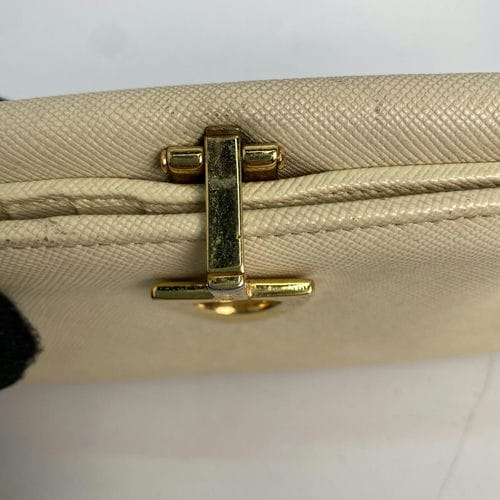 【環球屏東店】Salvatore Ferragamo/長夾錢包//_9