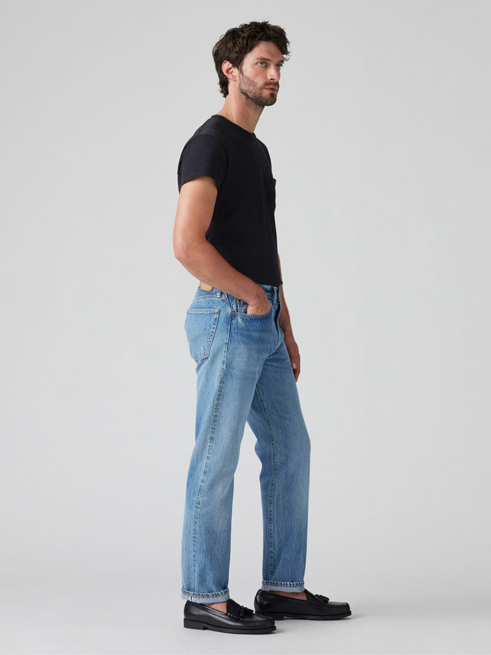 未使用品❤️501XX LEVI’S VINTAGE CLOTHING 赤耳 44 未使用品❤️501XX LEVI'S VINTAGE CLOTHING 赤耳 44 自分へのご褒美