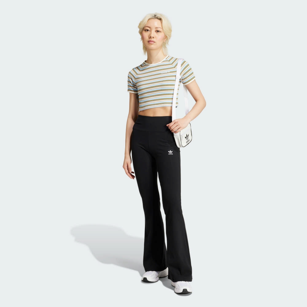 喇叭褲熱銷推薦：ADIDAS ESSENTIALS 女 緊身喇叭褲