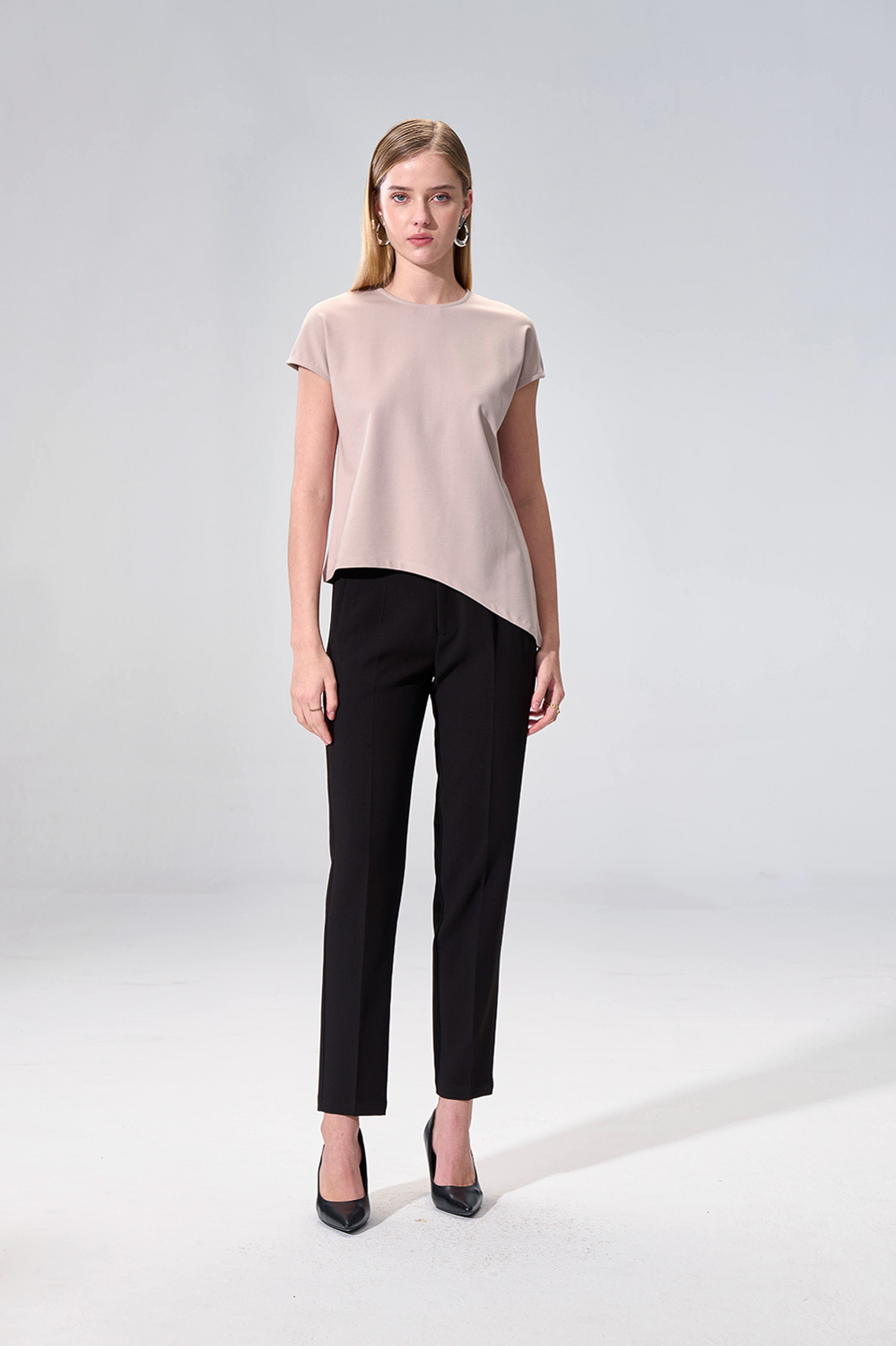 SST&C Ivory Irregular Hem Crewneck T-shirt | 01212503004_1