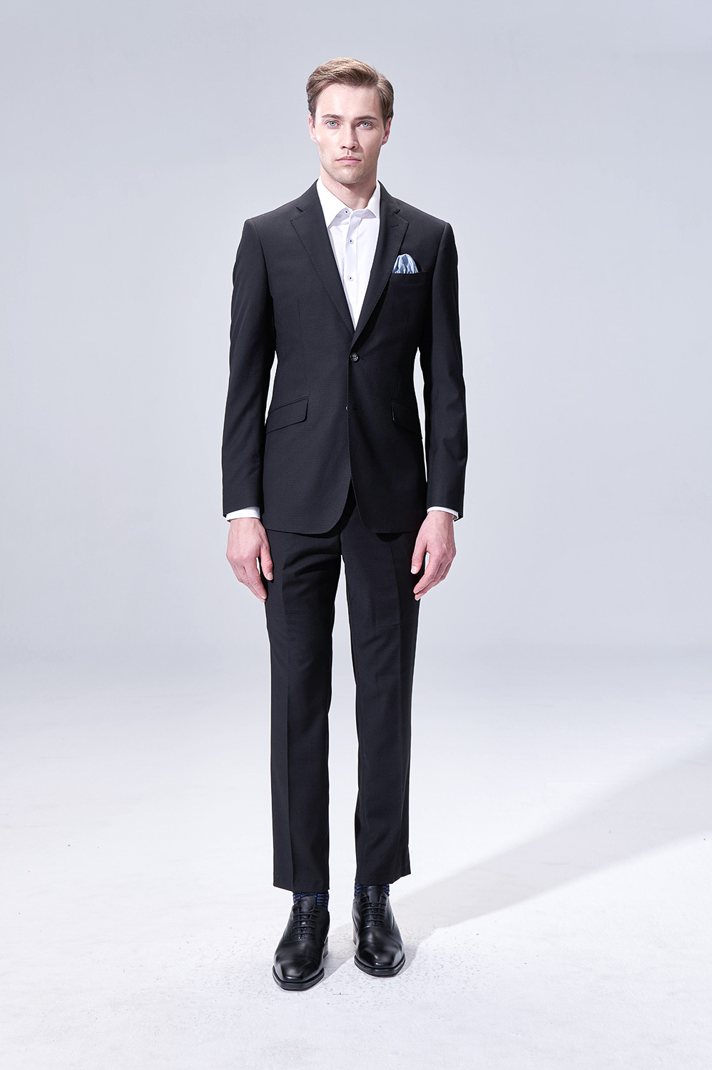 SST&C Black Textured Tailored Trousers | 00022504006_0