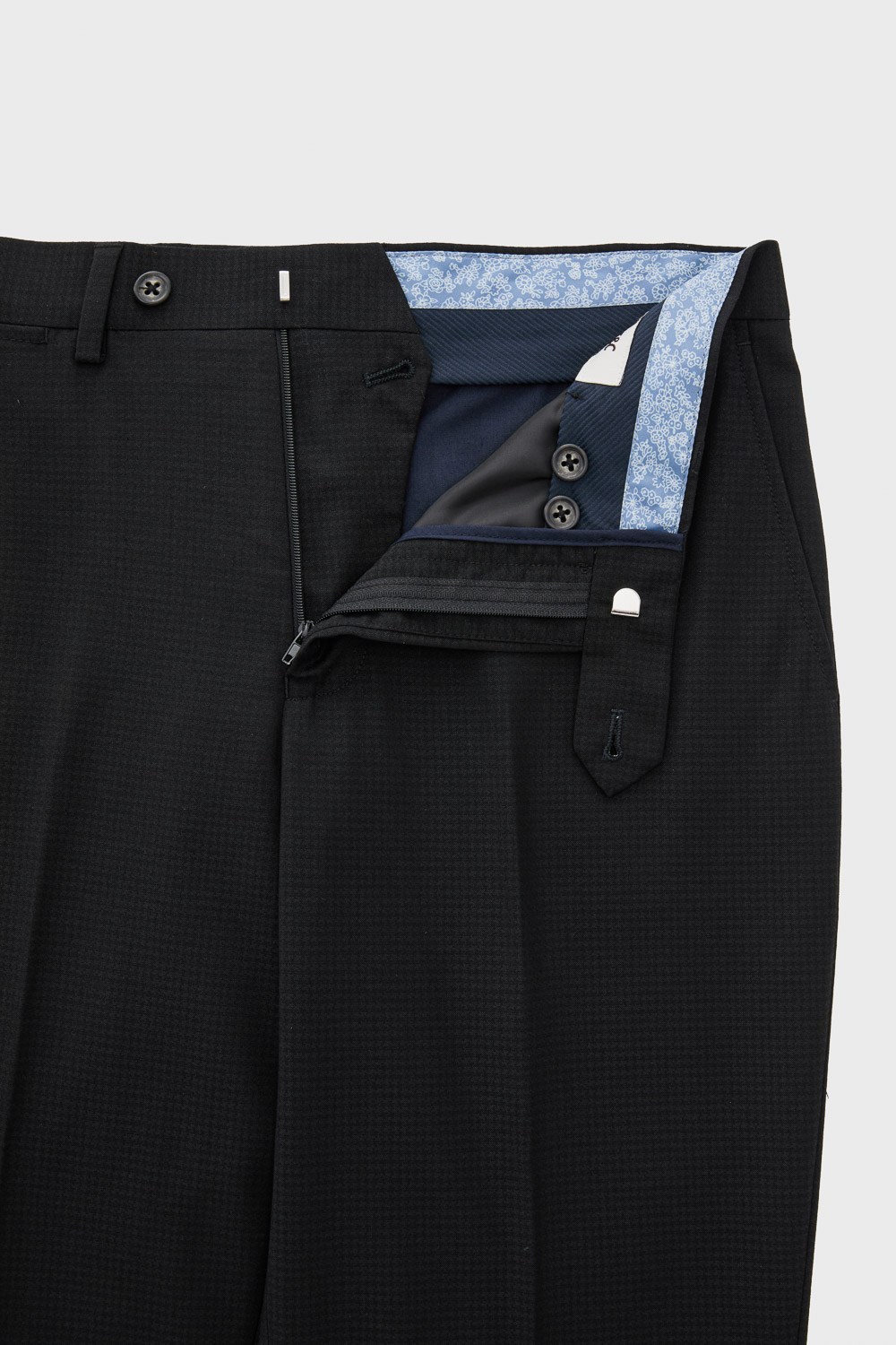 SST&C Black Textured Tailored Trousers | 00022504006_4