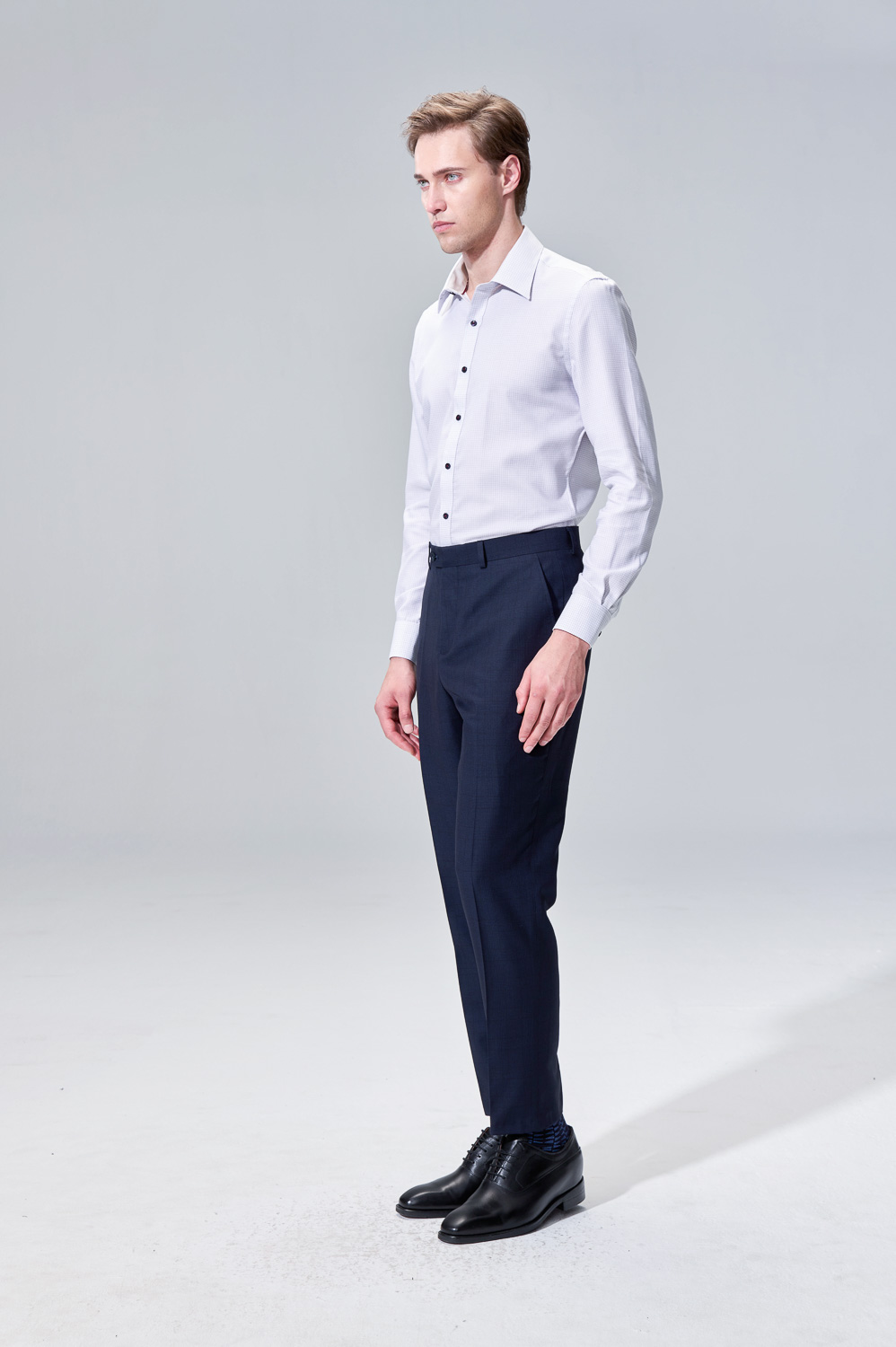 SST&C Light Gray Checkered Pattern Slim Fit Shirt | 00062504014_1