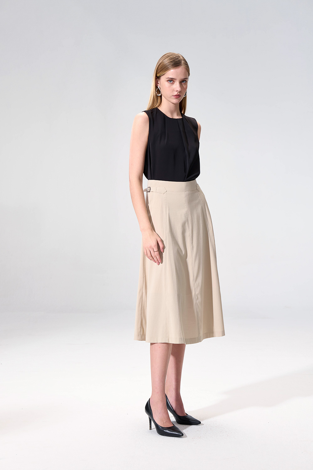 SST&C Black Front Pleat Sleeveless Top | 01092504008_0