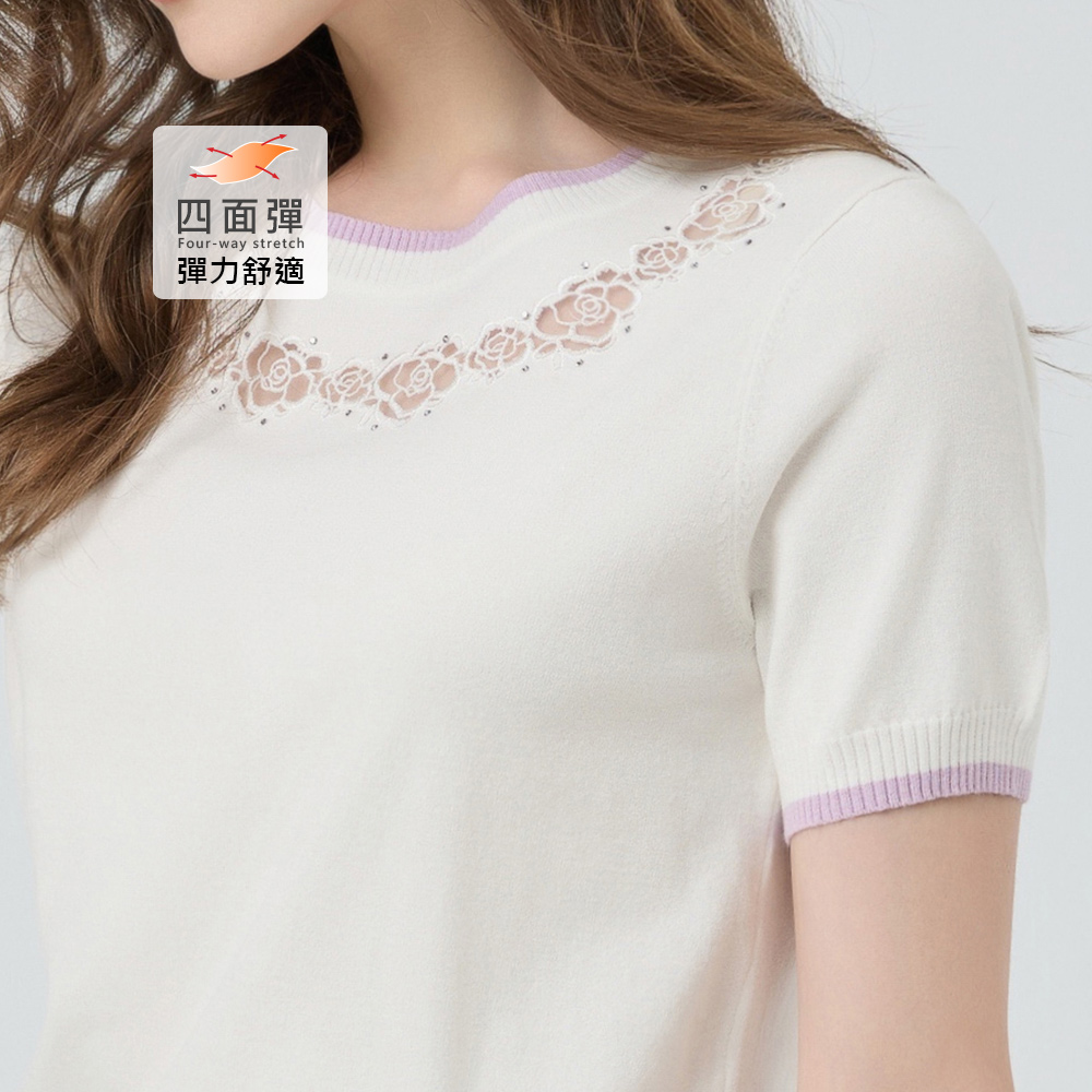 ILEY伊蕾 縷空玫瑰刺繡縲縈針織上衣(兩色；M-2L)_2