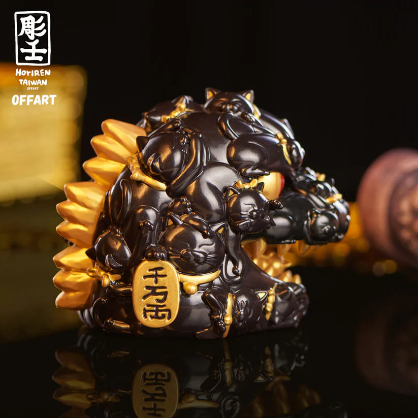 OFFART X 雕壬百貓紅蓮招財頭雕墨金版
