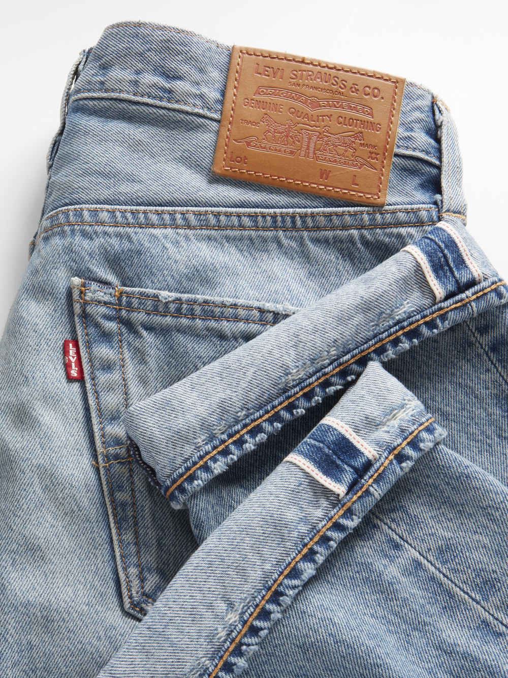 Levi's® 501® Original 中腰直筒牛仔褲/ 破壞加工/ 赤耳面料熱賣單品