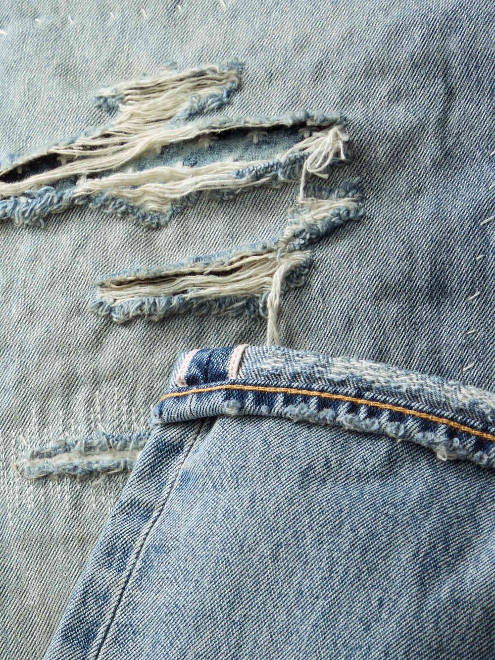 Levi's® 501® Original 中腰直筒牛仔褲/ 破壞加工/ 赤耳面料熱賣單品