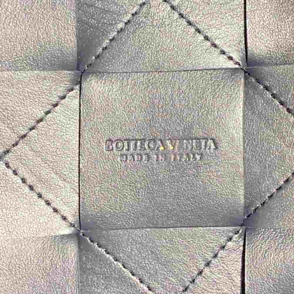 【環球板橋車站店】BOTTEGA VENETA/側背包//680218_4