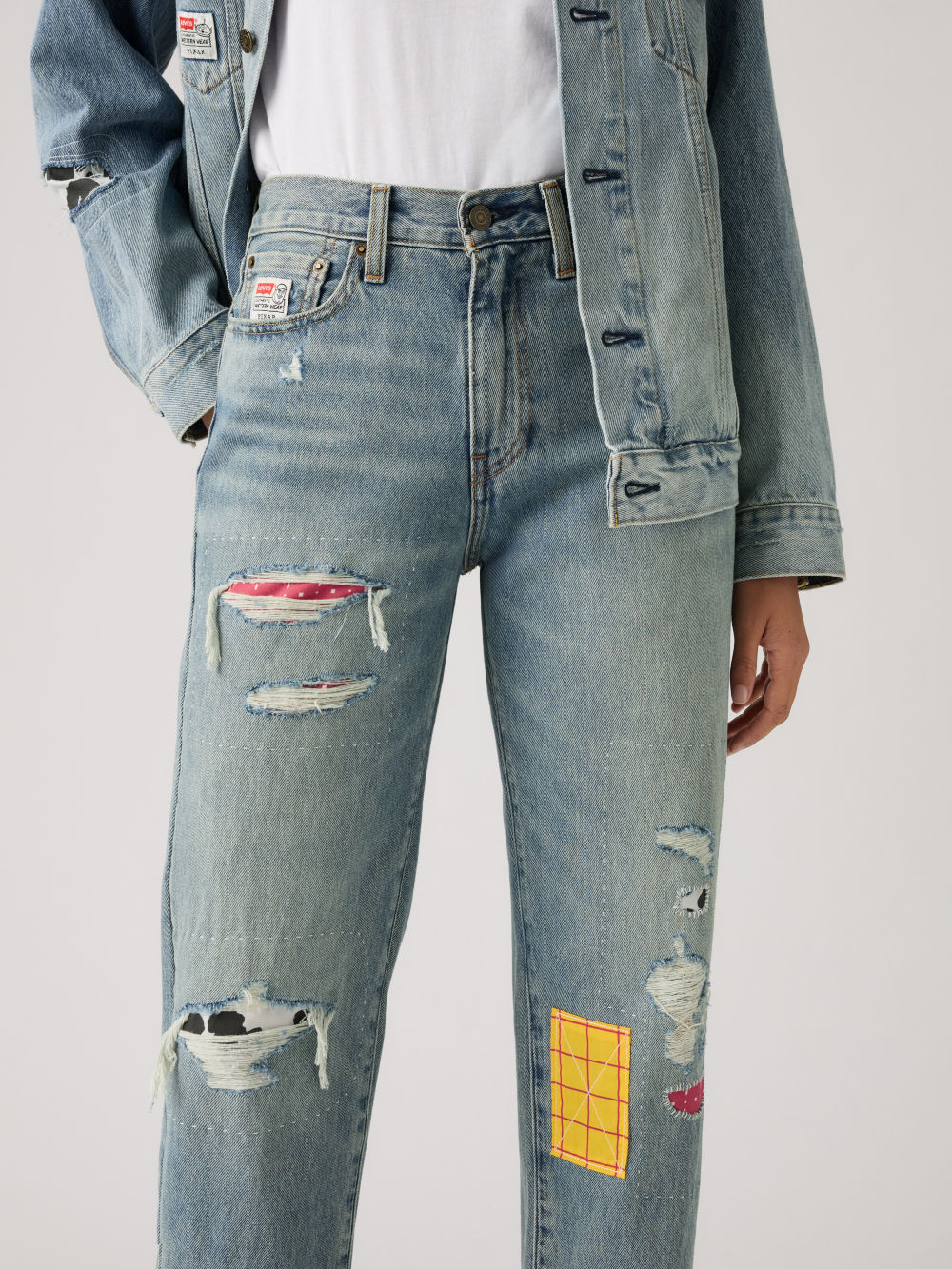 Levi's® X Toy Story 聯名款Baggy 牛仔褲抓破拼布設計人氣新品