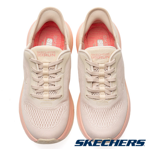 SKECHERS 女慢跑系列瞬穿舒適科技GO RUN MAX CUSHIONING ELITE 2.0