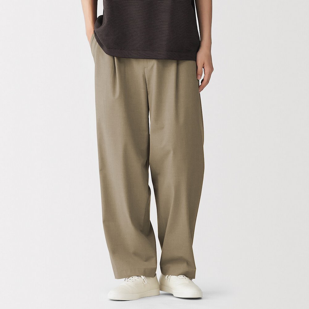 男速乾打褶寬版褲米色