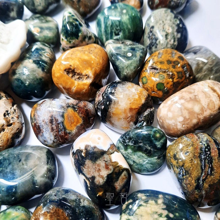 海洋碧玉滾石(Ocean Jasper) ~別名海洋石、海洋之眼協助平衡身心，甚至