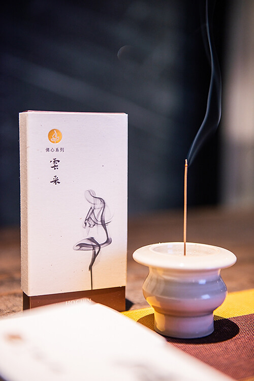 雲采(3.5吋沉香線香) - 25克(佛心系列)