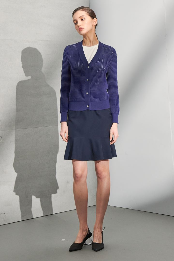 SST&C #網路獨賣款 女裝 克萊因藍V領開襟洞洞針織外套 | 8662203003 (outlet)_2